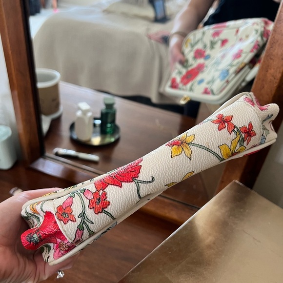 Vintage Almondo Floral Clutch - Picture 3 of 6